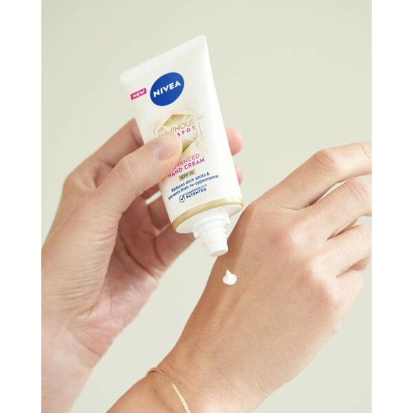 NIVEA LUMINOUS630® Κρέμα χεριών κατά των δυσχρωμιών 50 ml