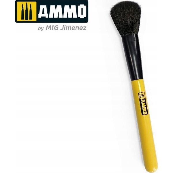 Vallejo Ammo: Dust Remover Brush 1
