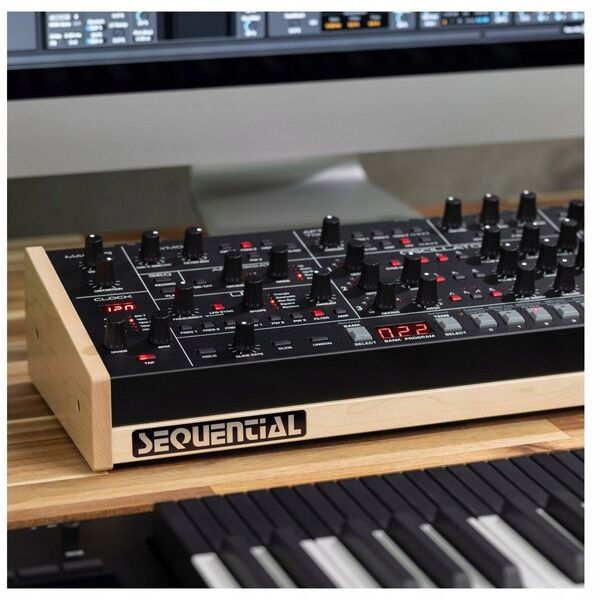 Sequential Sequential Trigon 6 Desktop - Syntezator analogowy polifoniczny