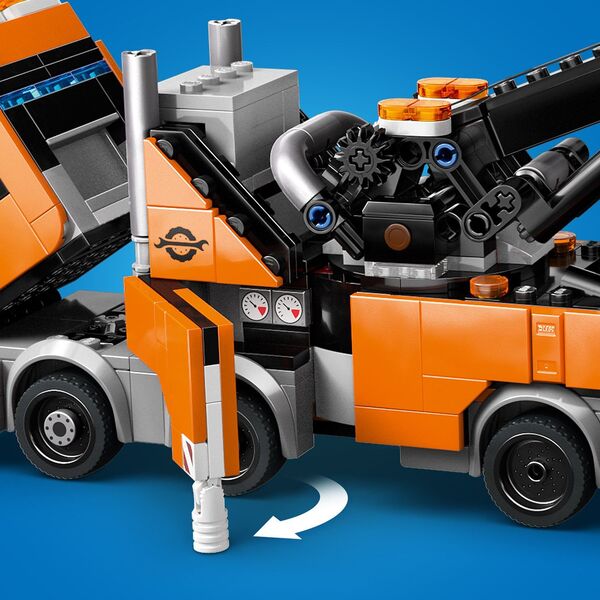 LEGO City 60467 Heavy Duty Tow Truck with Crane