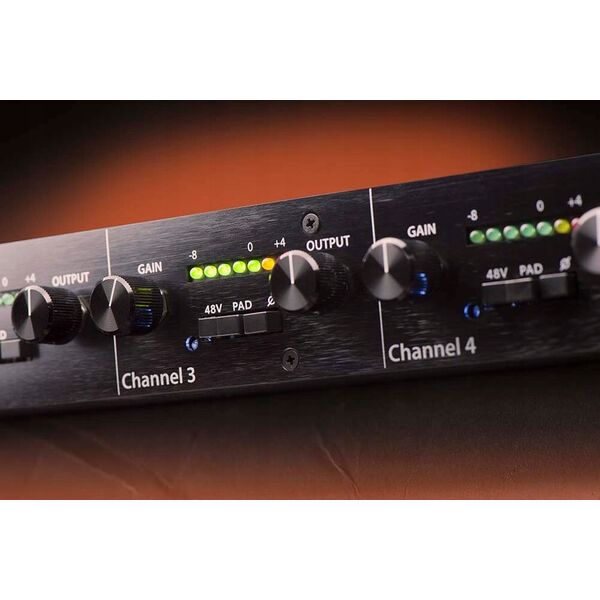 Black Lion B12A Quad - 4-kanałowy preamp mikrofonowy