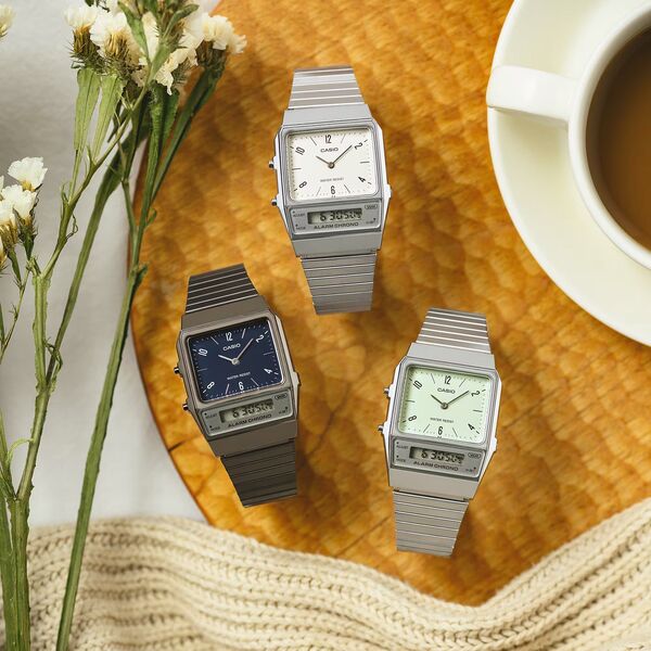 Zegarek Casio Vintage Zegarek damski Casio AQ-800E-7A2EF srebrny
