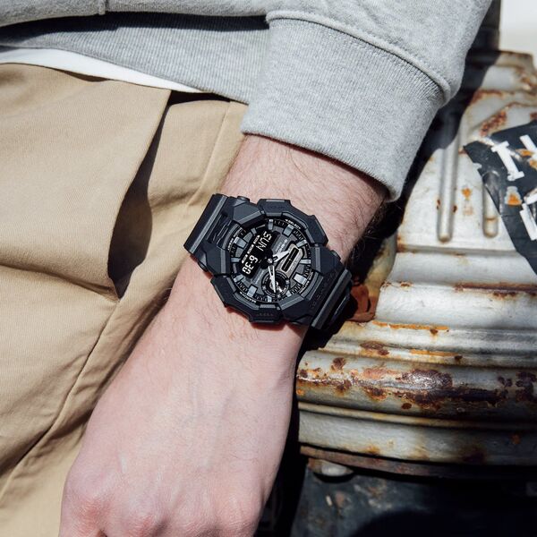 Casio G-Shock GA-010-1A1ER  200m czarny