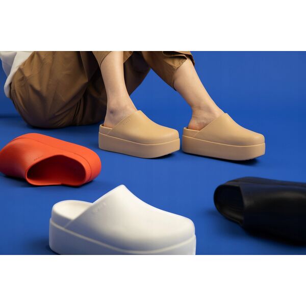 Crocs Dylan Platform Clog 209869-209 Μπεζ 39/40