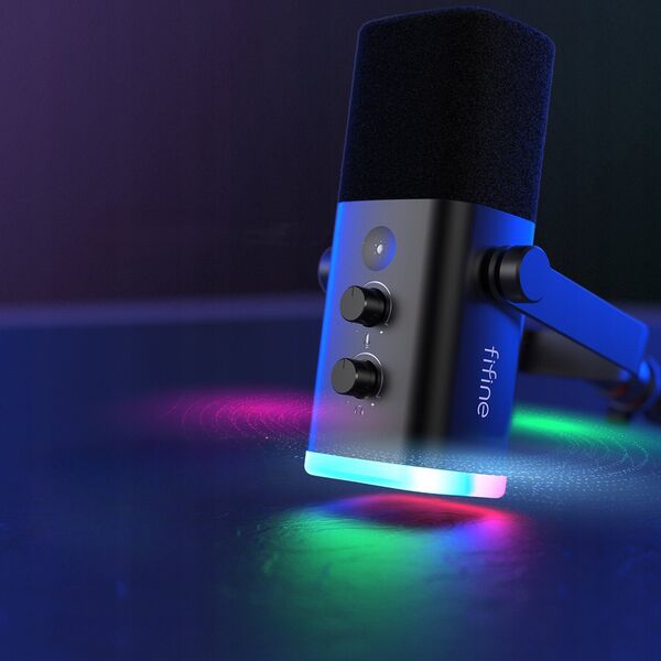 Δυναμικό μικρόφωνο στούντιο TAM8 XLR/USB με βραχίονα