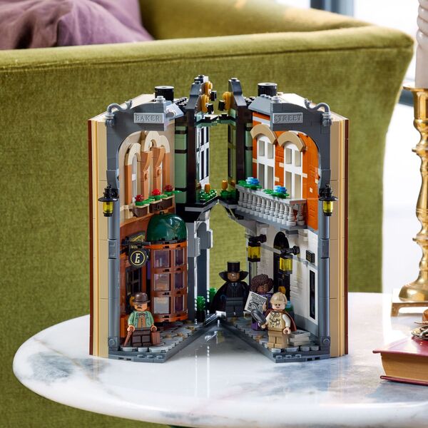 10351 LEGO® Icons Γωνιά Βιβλίων Σέρλοκ Χολμς