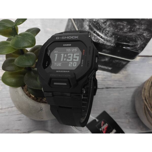 Zegarek G-SHOCK Zegarek Casio G-Shock G-SQUAD GBD-200-1ER z krokomierzem