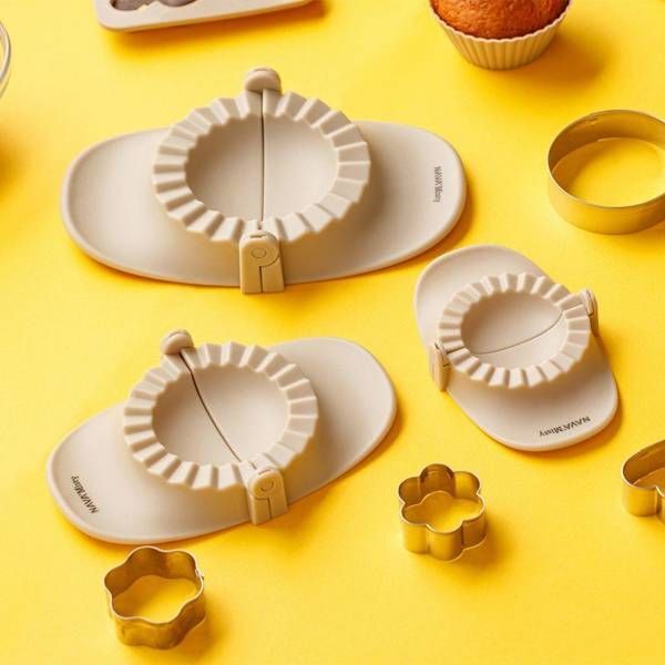 NAVA Foremka do pierogów PIEROGOWNICA pierożnica na pierogi 8 cm