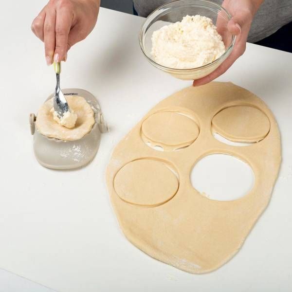 NAVA Foremka do pierogów PIEROGOWNICA pierożnica na pierogi 6,5 cm