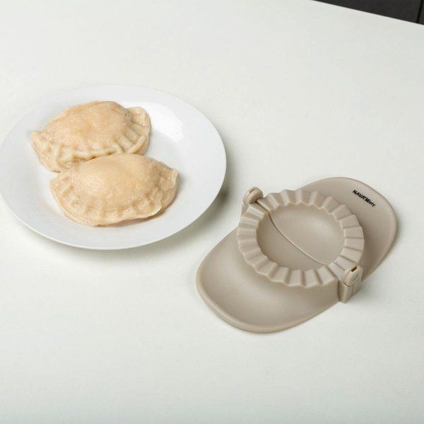 NAVA Foremka do pierogów PIEROGOWNICA pierożnica na pierogi 6,5 cm