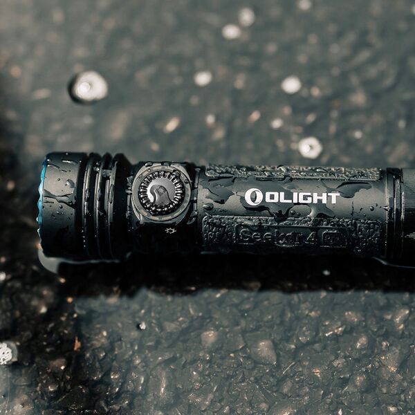 Φακός Olight Seeker 4 Pro