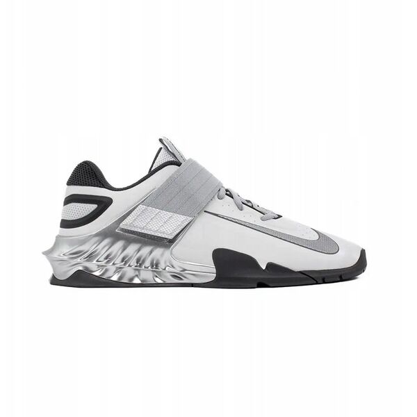 Nike Savaleos SE FZ8664-001 λευκό 44