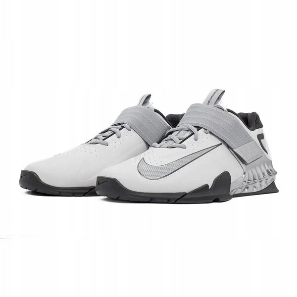Nike Savaleos SE FZ8664-001 λευκό 44