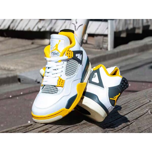 Air Jordan 4 Retro AQ9129-101 λευκό 44