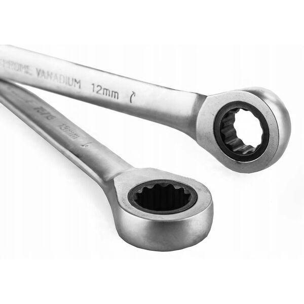Zestaw kluczy płasko-oczkowych 18el. (8-32mm) na płótnie