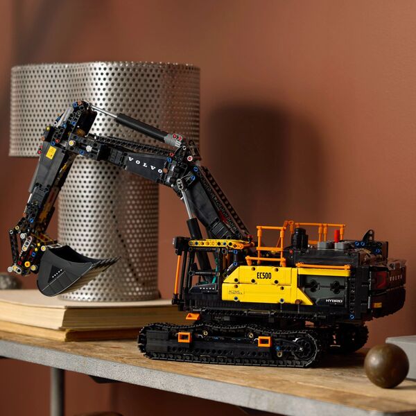 Technic Koparka Volvo EC500 Hybrid (42215)
