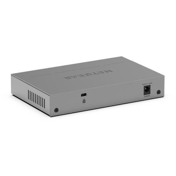 NETGEAR GS105PP - Διακόπτης - μη διαχειριζόμενος - 1 x 10/100/1000 + 4 x 10/100/1000 (PoE+) - Επιτραπέζιος, τοποθετήσιμος σε τοίχο - PoE+ (83 W)