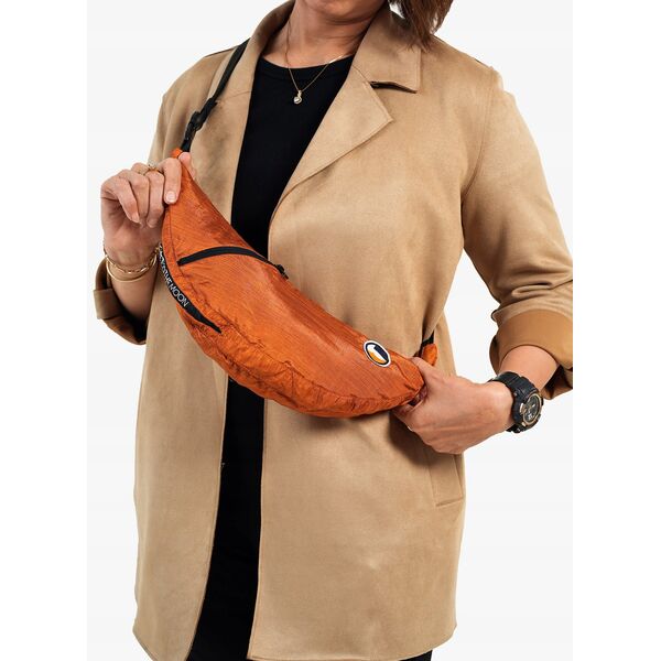 Torebka biodrowa Ticket To The Moon Upcycled Sling Bag - terracotta