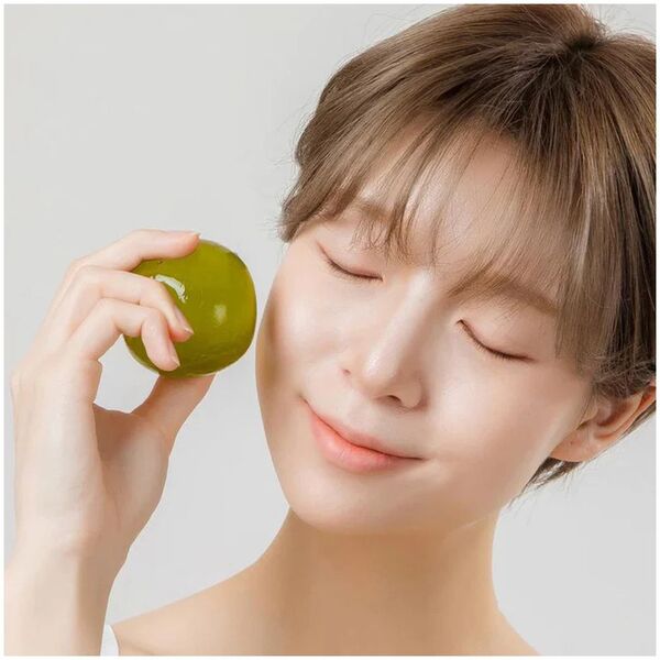 Ongredients Jeju Green Tea Cleansing Ball Żelowa kula do mycia twarzy i ciała 110g