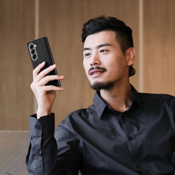 Etui Dux Ducis Brill na Samsung Galaxy Z Fold7 z zamknięciem magnetycznym - czarne