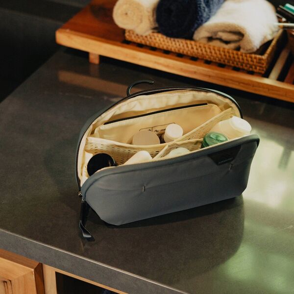 Νεσεσέρ Travel Line Peak Design Wash Pouch Small Ocean - μπλε