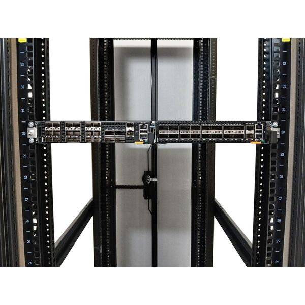 ANW 8325H 18Y 4C BF 4FS 2-STOCK