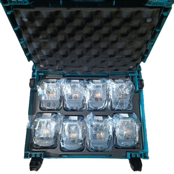 Komplektas 18V, 8xBL1860B, MAKPAC 1 Makita