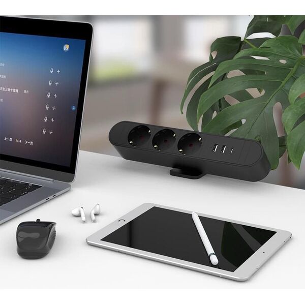 Multi Desktop Power Socket 3