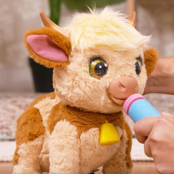 FurReal Maggie The Feed & Follow Cow
