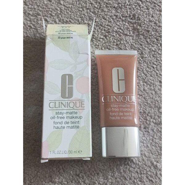 Clinique Clinique, Stay-Matte Makeup, Oil-Free, Liquid Foundation, 23, Ginger, 30 ml Για Γυναίκες