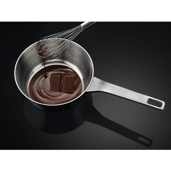Induction hob AEG IKE74471IB, installed only in a stone-type worktop