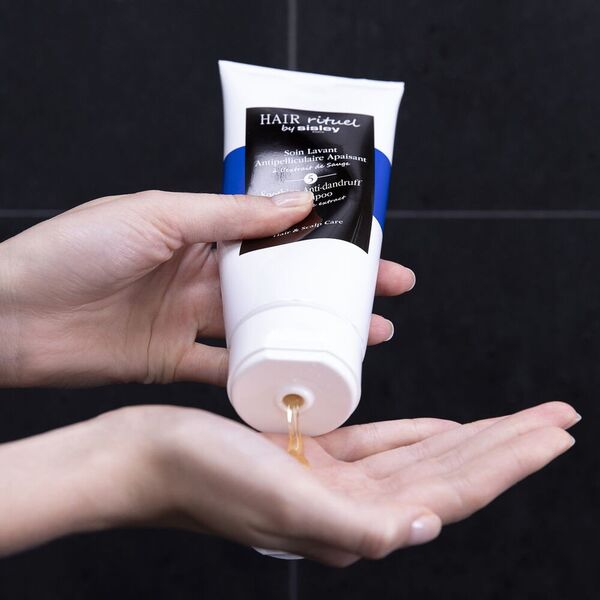 Sisley Hair Rituel Soothing Anti-Dandruff Shampoo