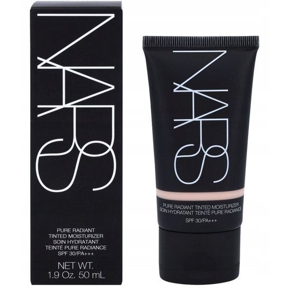 Nars Pure Radiant Tinted Moisturizer SPF30