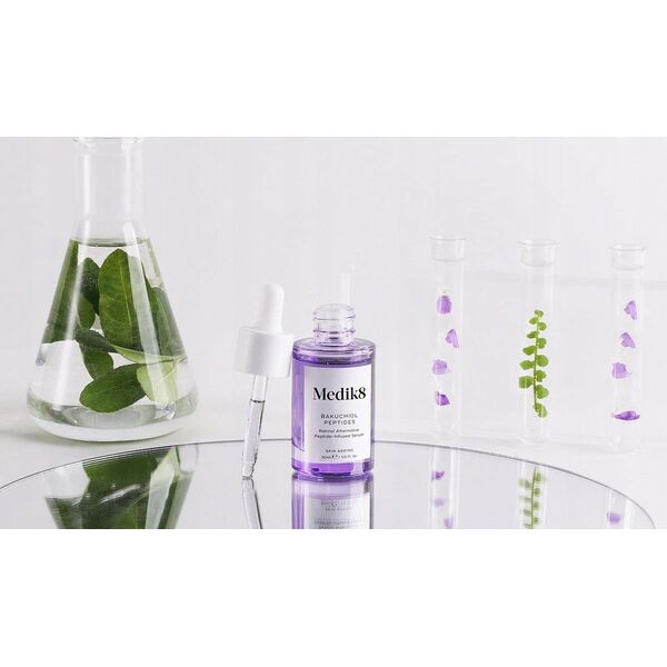 Medik8 Bakuchiol Peptides Serum