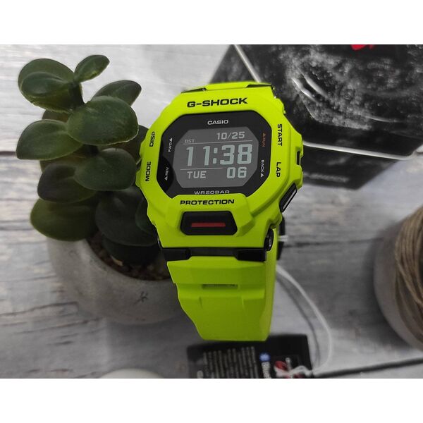 Zegarek G-SHOCK Zegarek Casio G-Shock G-SQUAD GBD-200-9ER z krokomierzem