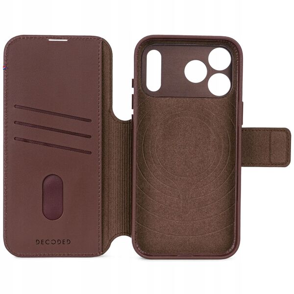 Decoded Leather Detachable Wallet - skórzana obudowa ochronna do iPhone 17 Pro kompatybilna z MagSafe (chocolat brown)