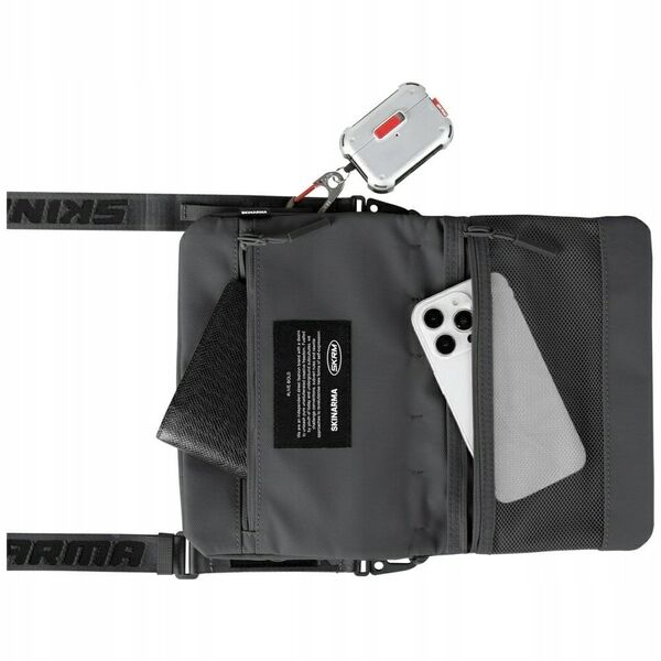 Crossbody Bag Skinarma Juno dark grey
