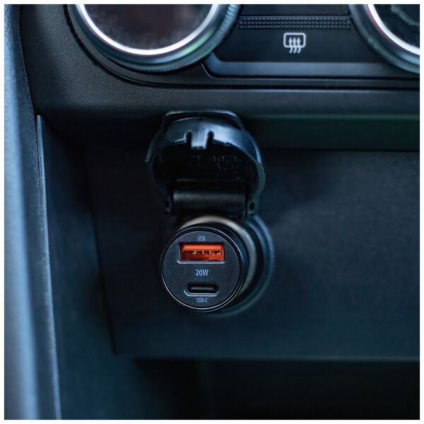 Maxlife MXCC-04 PD QC car charger 1x USB-C 1x USB 20W black + USB-C - Lightning cable 27W