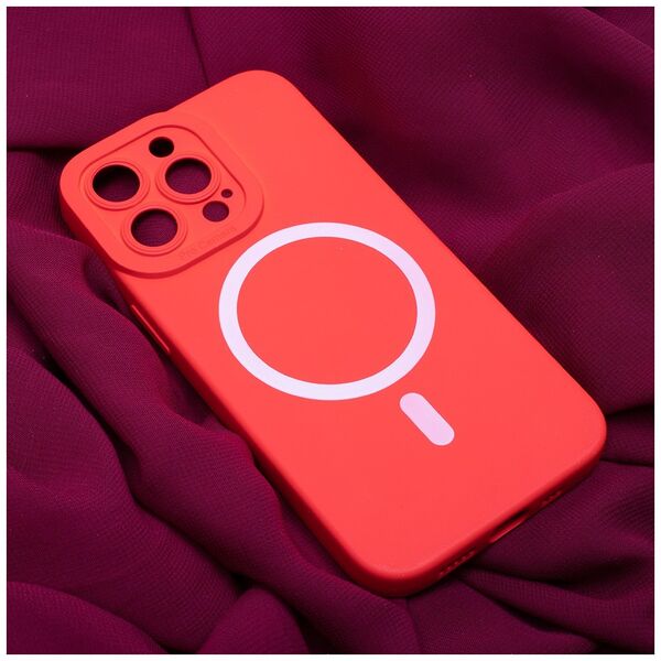 Silicon Mag case for iPhone 14 Pro 6,1&quot; red