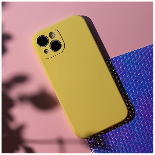 Mag Invisible case for iPhone 15 Pro 6,1&quot; pastel yellow