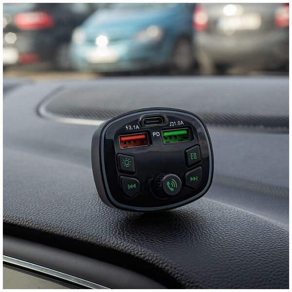 Forever FM transmitter Bluetooth TR-360 black 5907457722347