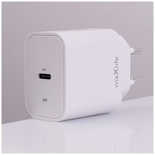 Maxlife MXTC-06-20C PD QC charger 1x USB-C 20W white + USB-C - USB-C cable 20W 5907457738393